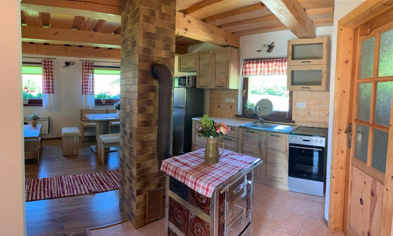Domcek U Fera Villa ซาซริวา ภายนอก รูปภาพ